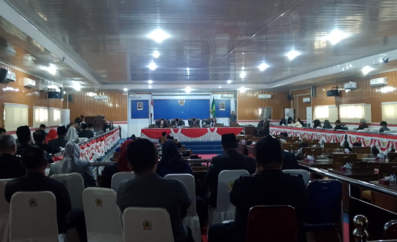 Rapat Paripurna sedang berlangsung