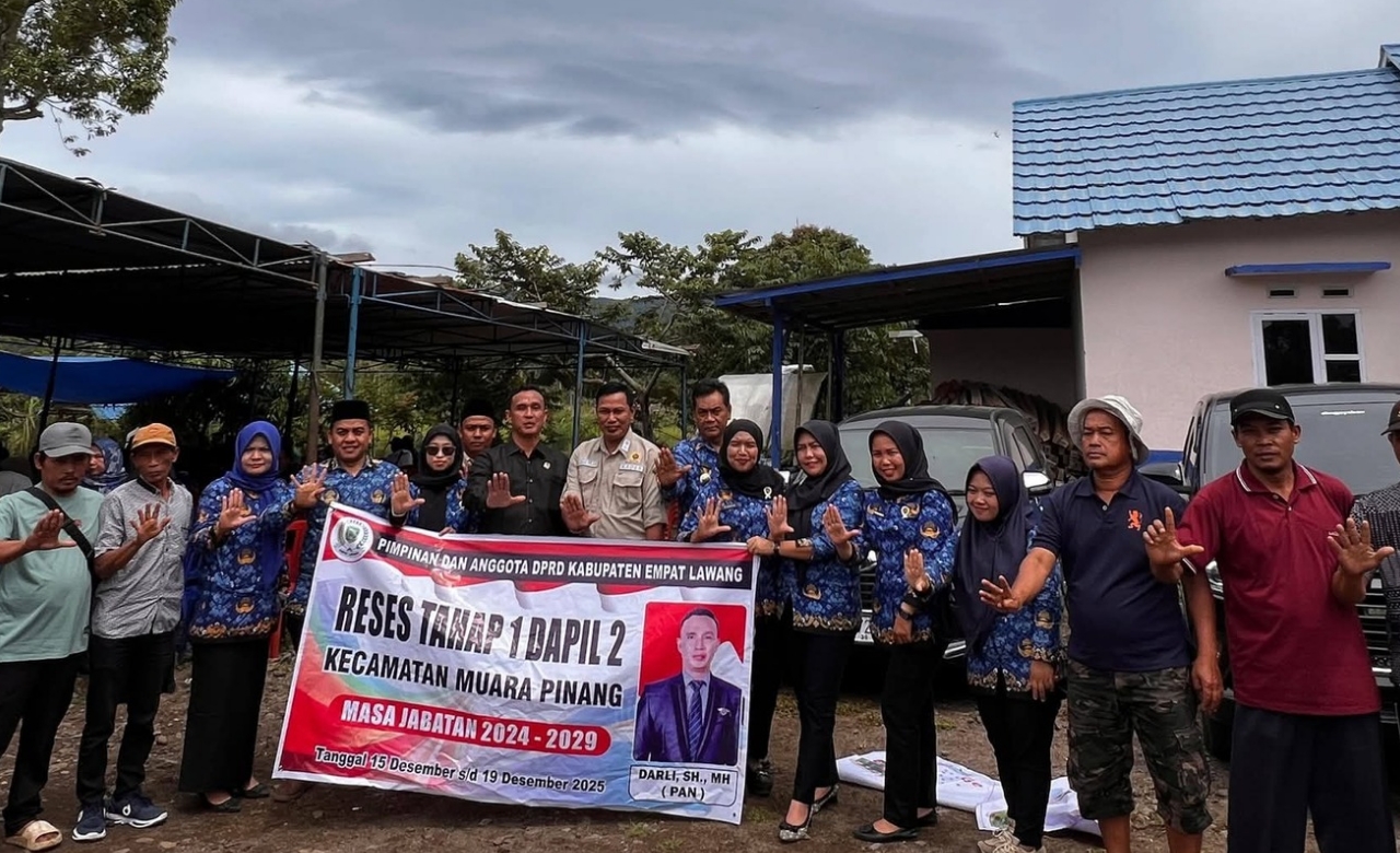 Ketua DPRD Empat Lawang bersama tim saat reses di Kecamatan Muara Pinang